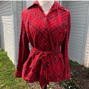 Red since waistline button down